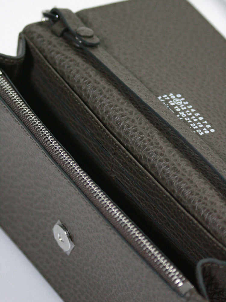 Maison Margiela / 4ステッチチェーンウォレット / GRAPHITE / SA3UI0008-P4455