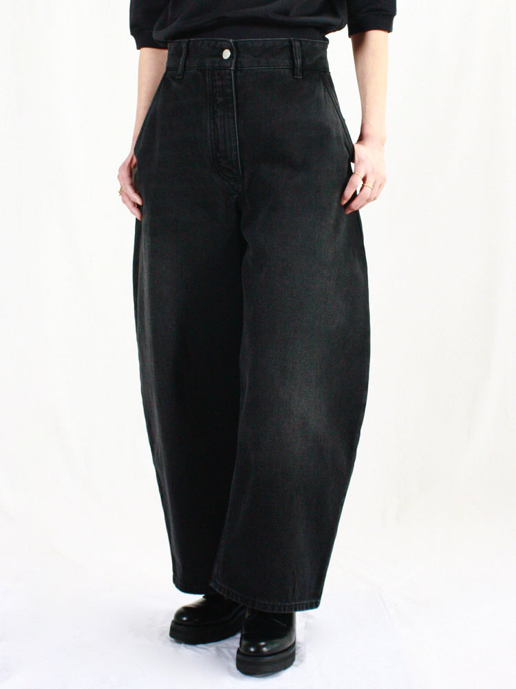 STUDIO NICHOLSON / CHALCO DENIM WIDE CROP PANT / WASHED BLACK