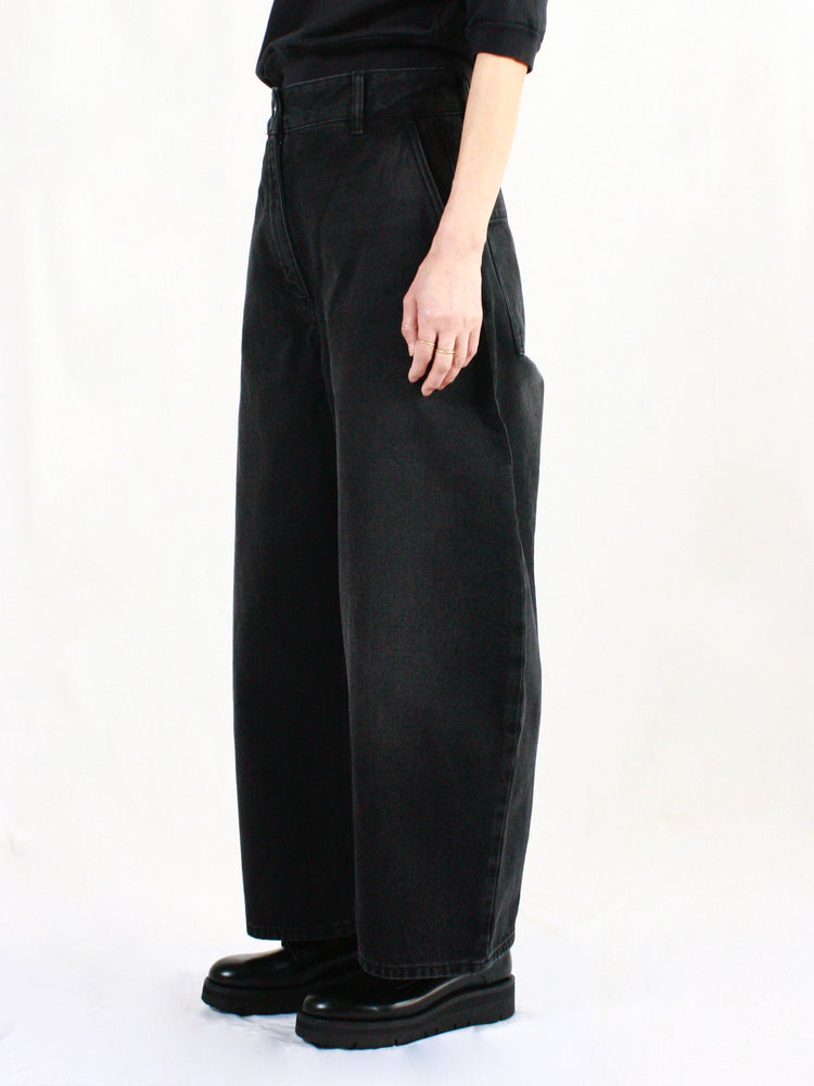 STUDIO NICHOLSON / CHALCO DENIM WIDE CROP PANT / WASHED BLACK