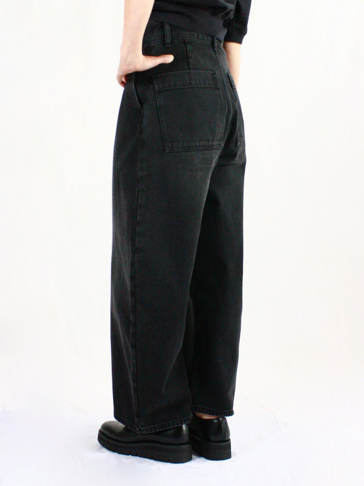 STUDIO NICHOLSON / CHALCO DENIM WIDE CROP PANT / WASHED BLACK