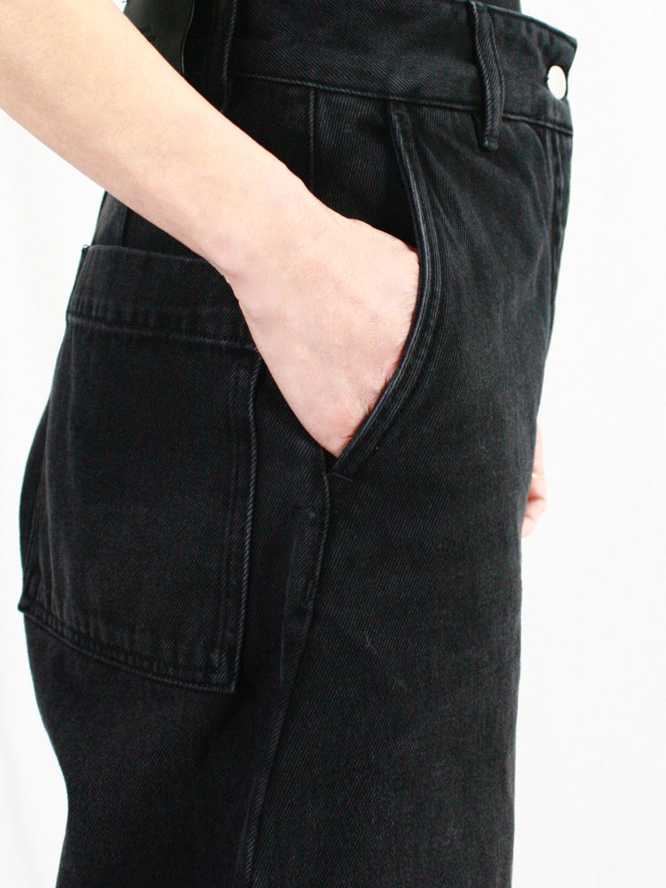STUDIO NICHOLSON / CHALCO DENIM WIDE CROP PANT / WASHED BLACK