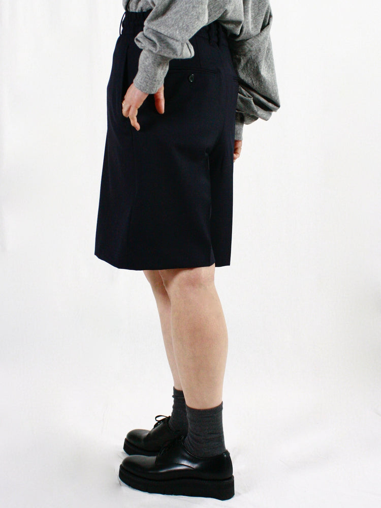 INSCRIRE / Wool Easy Shorts / navy / I25SSPT162