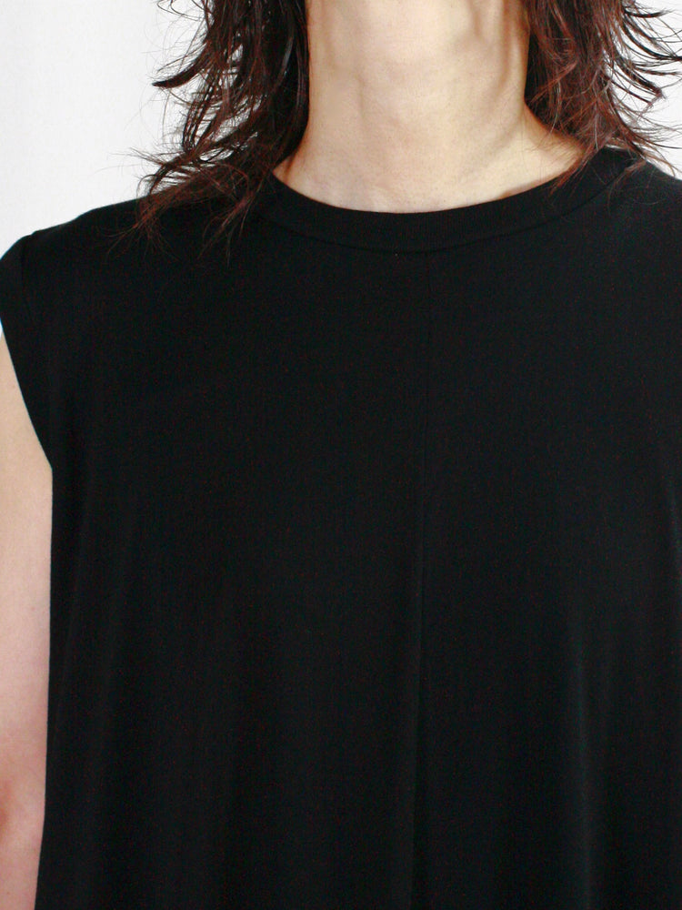 någonstans / minimal volume tanktop dress / black / 470IA183-0111