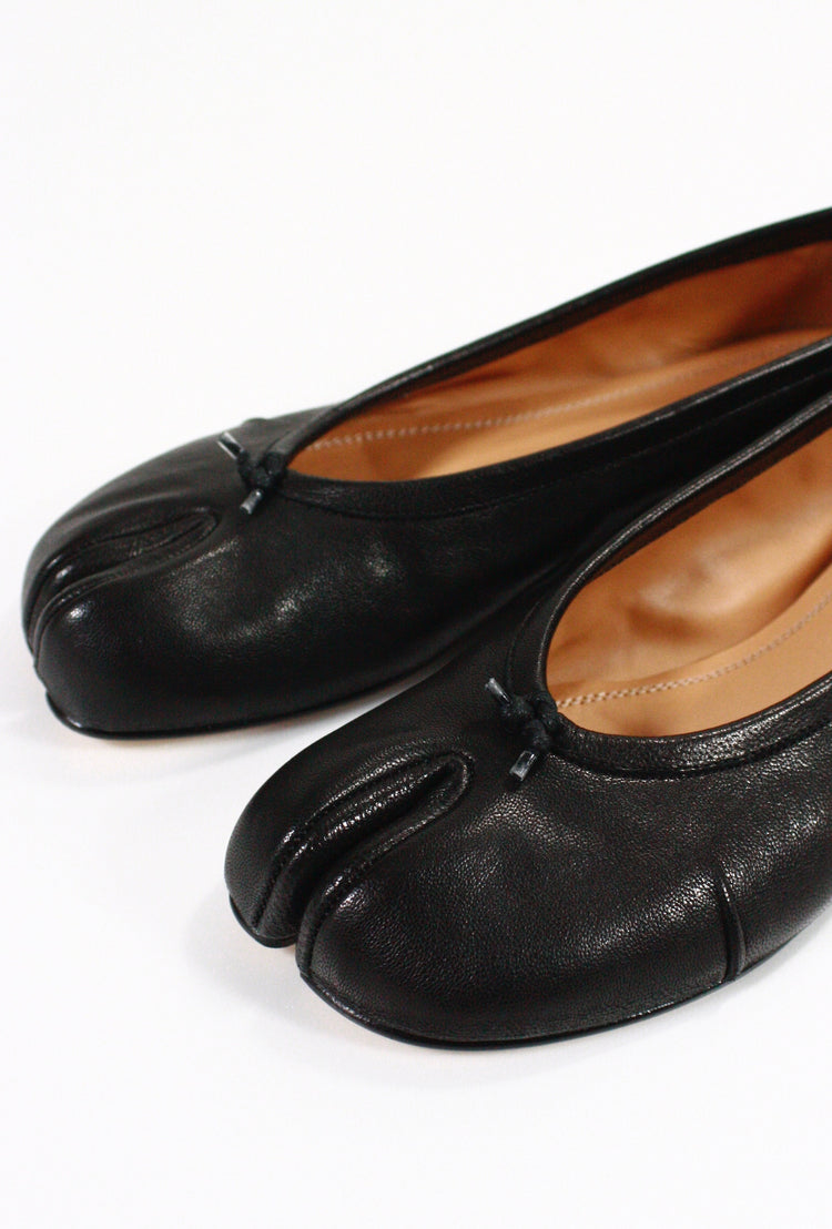 Maison Margiela / New Tabi Ballerina / Black / S58WZ0127-P6378