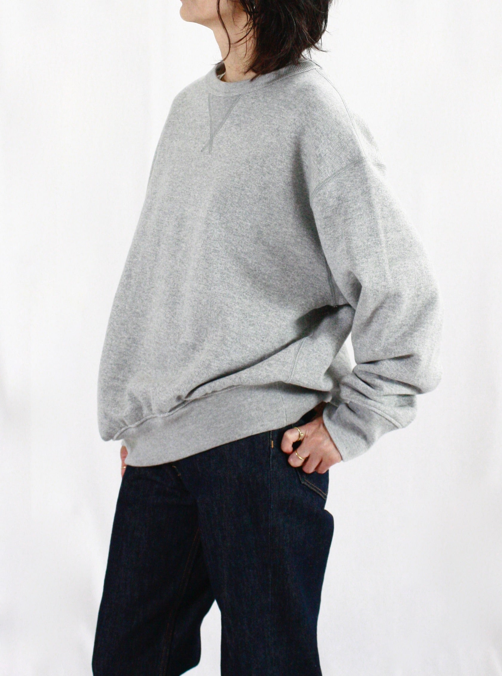 美品〈INSCRIRE〉Asymmetry Sweat Shirt スウェット INSCRIRE ASYMMETRY SWEAT SHIRT - Bechics official online store