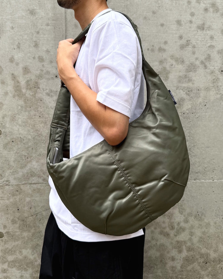 COMME des GARCONS HOMME / 綿ナイロンダブルツイル Shoulder Bag / HP-K204-051-2-1 / KHAKI