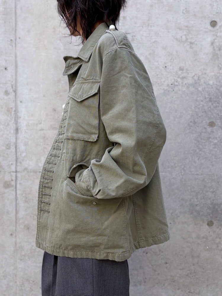 CINOH / PEARL BUTTON M-43 FIELD JACKET / KHAKI  / E21-005