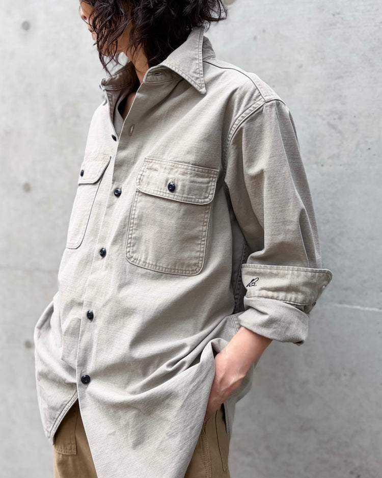 MADISONBLUE / HAMPTON BACK SATIN SHIRT / MOCHA / MB000-5005