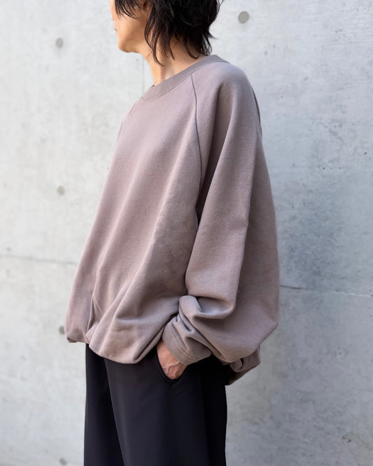 COGTHEBIGSMOKE / OLIVER PUFF HEM TOP / TAUPE