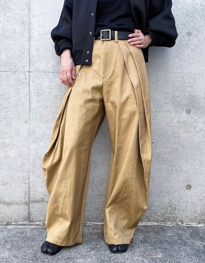 ASTRAET / コットン ギャバ 2タック テーパードパンツ / BEIGE / 5414-236-0466