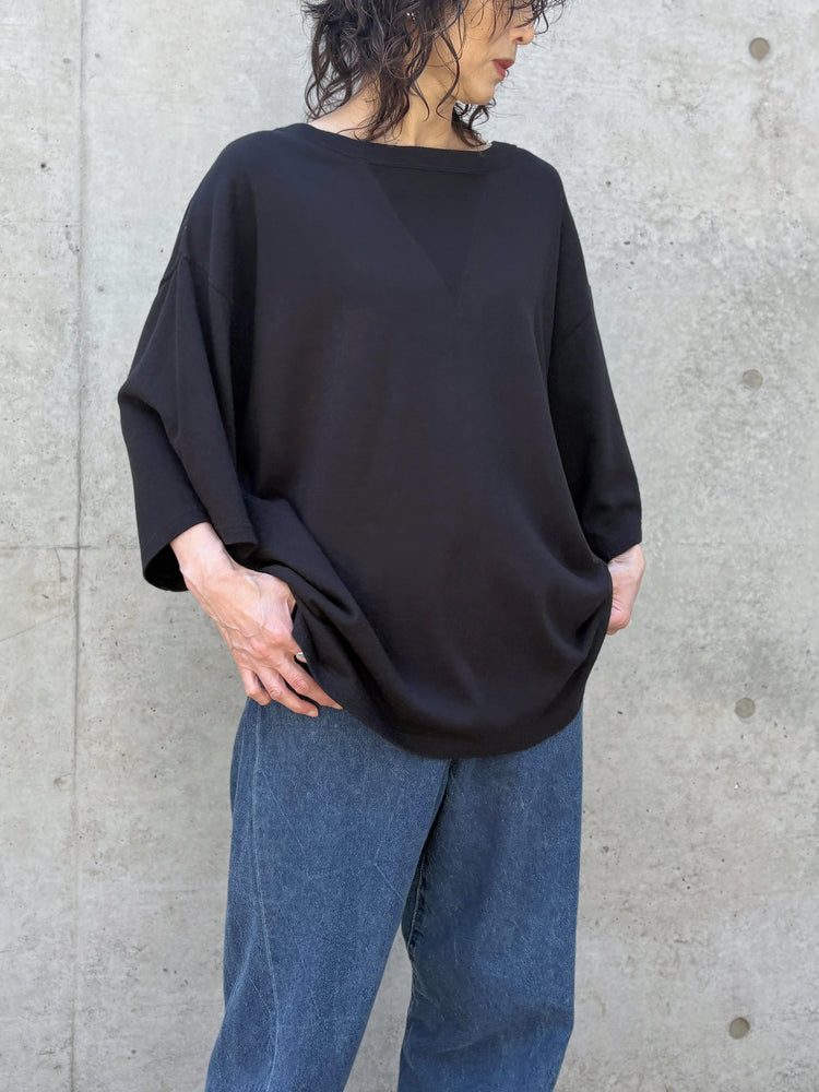 SOPHIE TALKS ABOUT THE WEATHER / ガゼットビッグTシャツ / BLACK / COM-26S-CU02