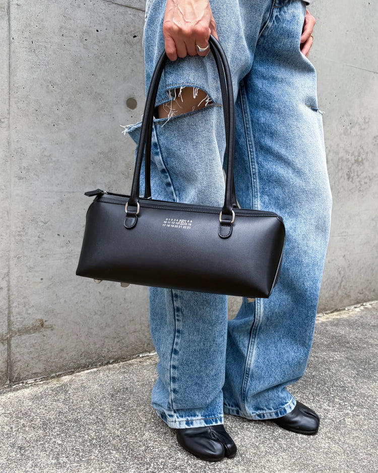 MM⑥  Maison Margiela / NEW BAULETTO J MEDIUM / black / SB6ZH0040P9061