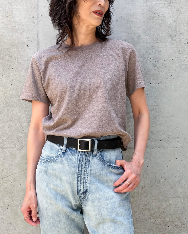 AURALEE / SEAMLESS CREW NECK TEE / T.BROWN / A00T04ST