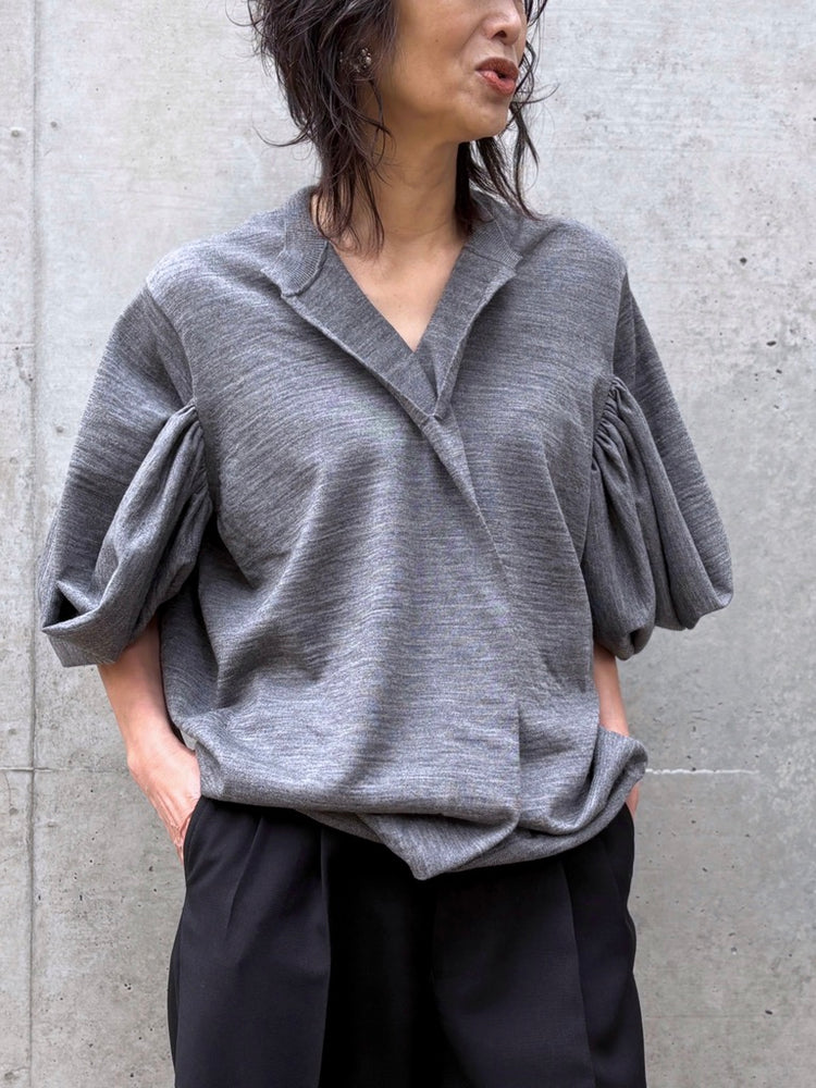 JUNYA WATANABE / アームドレープデザイン Vネックニット / TOP GRAY / JQ-N006