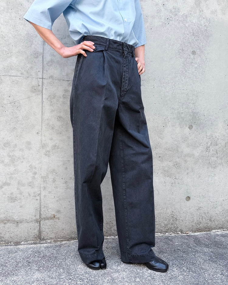 AURALEE / GARMENT-DYED FINX LIGHT CHINO ONE-TUCK WIDE PANTS / BLACK /