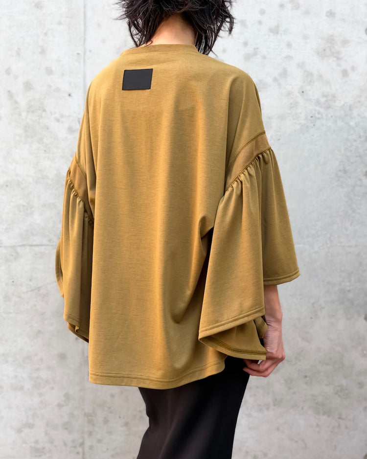 COGTHEBIGSMOKE / LAURA GATHERED SLV TOP / DK MOSS