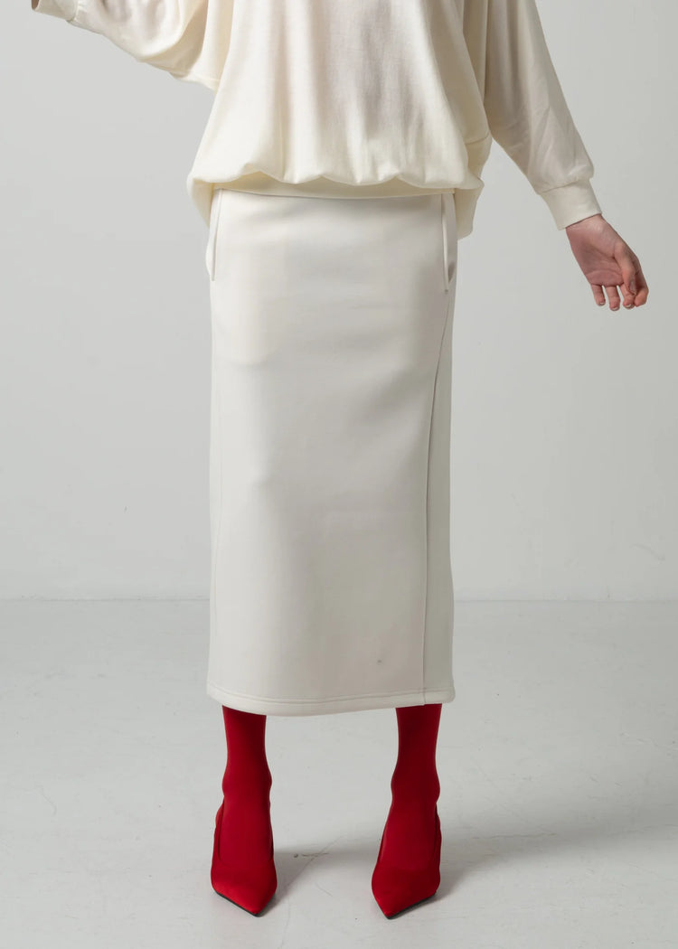 COGTHEBIGSMOKE / FIA SKIRT / MILK