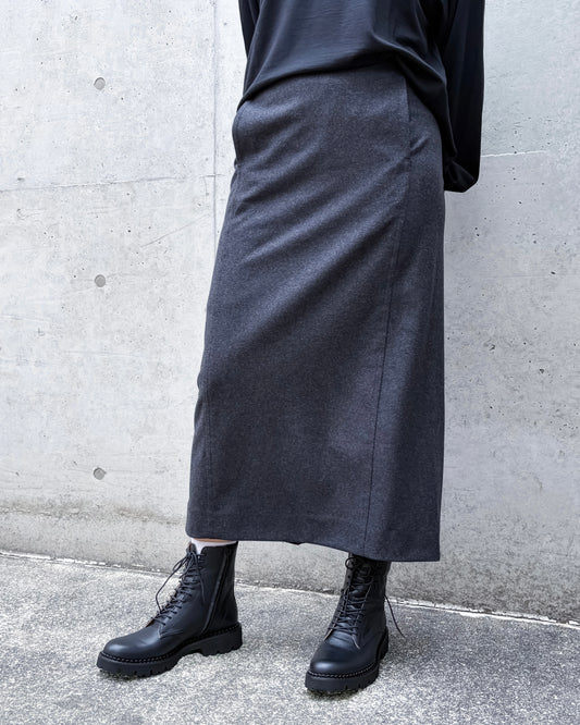 ATON / MERINO COLLEGE JERSEY | TUCKED STRAIGHT SKIRT / CHARCOAL / SKAGLW0307