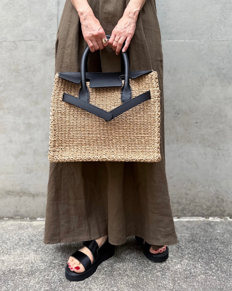 SEA / BASKET BAG（MEDIUM）/ ONYX / 110506551