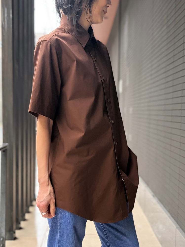 MADISONBLUE / TRANE H/S SHIRT TYPEWRITER / BROWN / MB261-5012