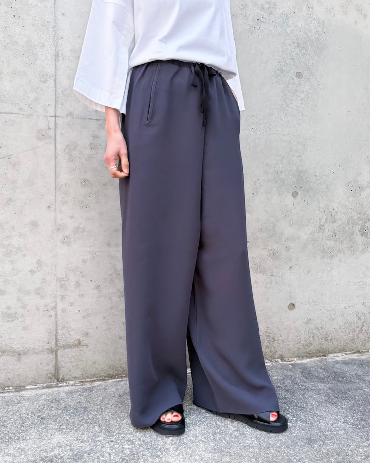 COGTHEBIGSMOKE / ALISON TROUSERS / DK GREY