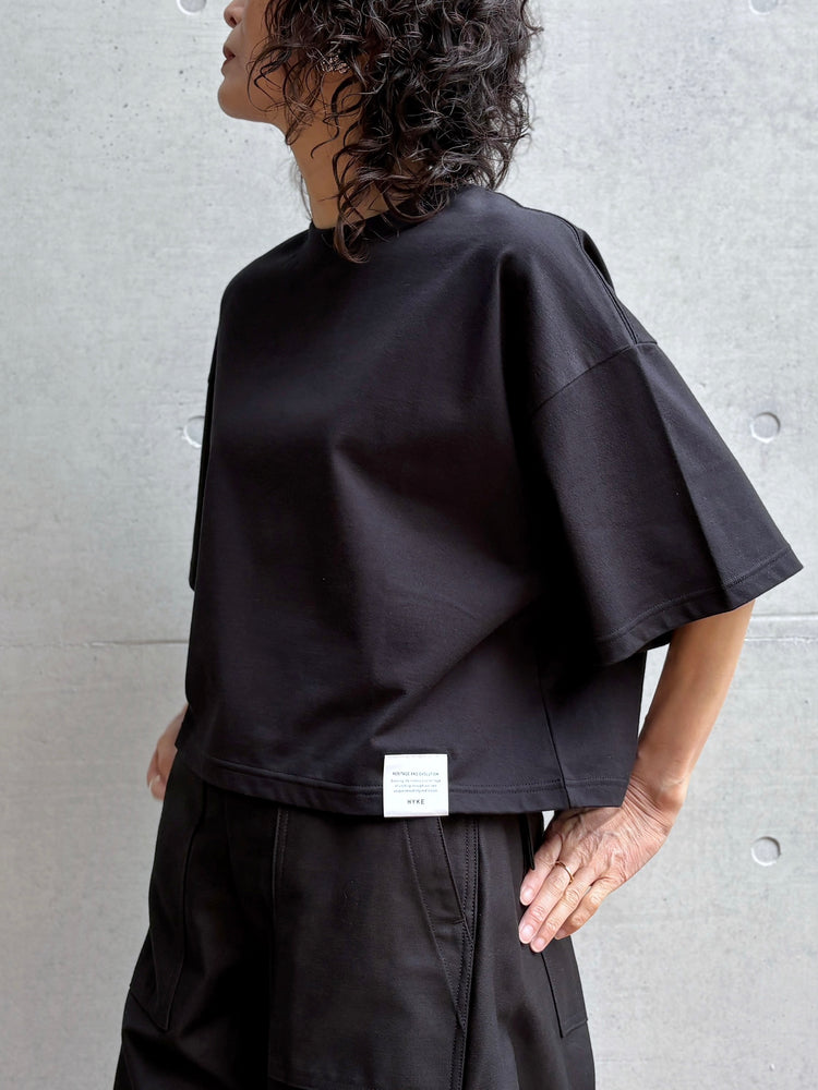 HYKE / CROPPED SHORT-SLV TEE BIG FIT / BLACK / 12438