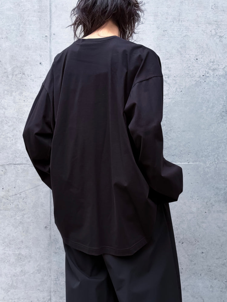 någonstans / slit flare long-sleeves t-shirt / Black / 470JS880-0321
