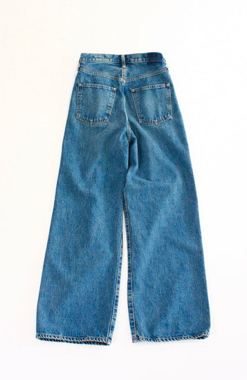 定価は¥42900でしたWide-Leg Used Denim Jeans