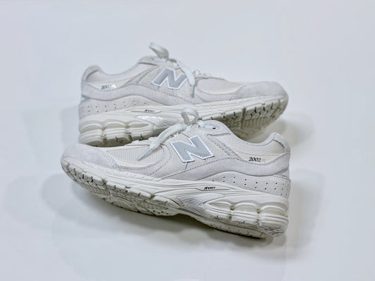NEW BALANCE / U2002R 5PO / WHITE