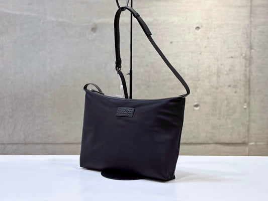 MM⑥  Maison Margiela / nylon crossbody / black / SB6WG0024P9062