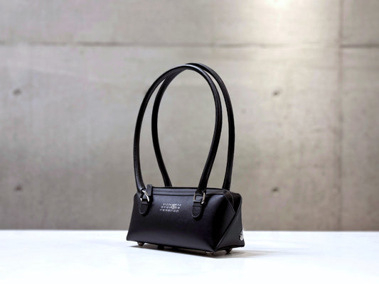 MM⑥  Maison Margiela / NEW BAULETTO J MINI / black / SB6ZH0039P9061