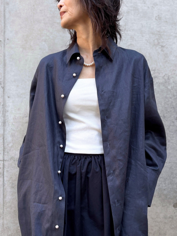 MADISONBLUE / OVERSIZED SPLIT TUCK OP LINEN / NAVY / MB261-4007