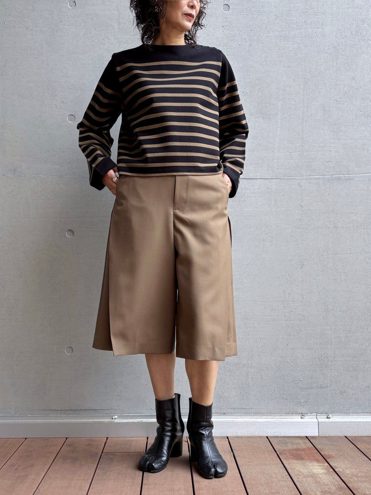 HYKE / WOOL SIDE TUCK SHORTS / BEIGE / 13379