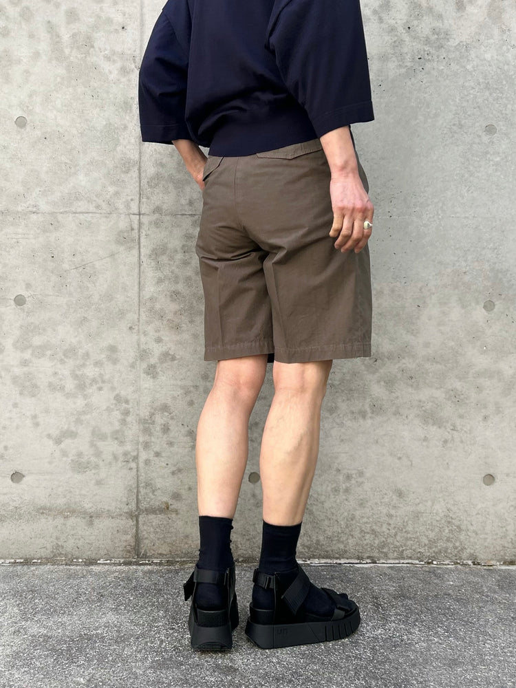 FARAH / GARMENT DYE PIN TUCK WIDE SHORTS / BROWN / FR0601-M4020