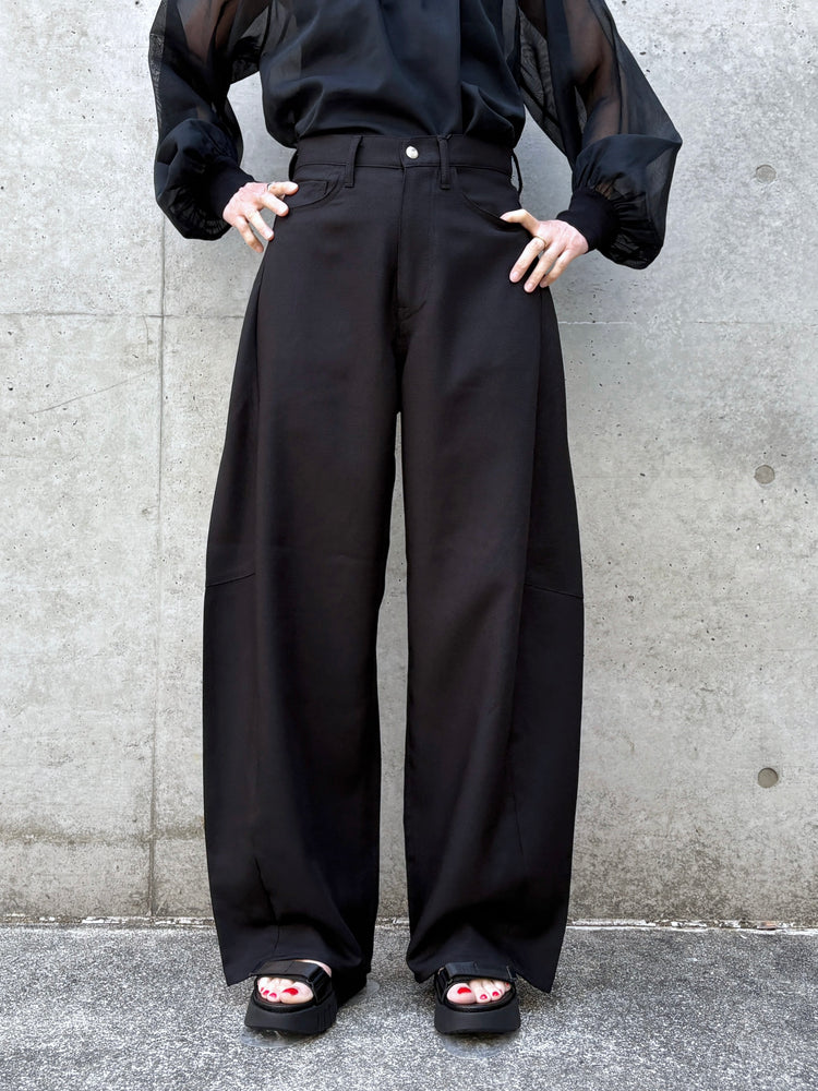 HYKE / OXFORD BARREL LEG JEANS / BLACK / 13387