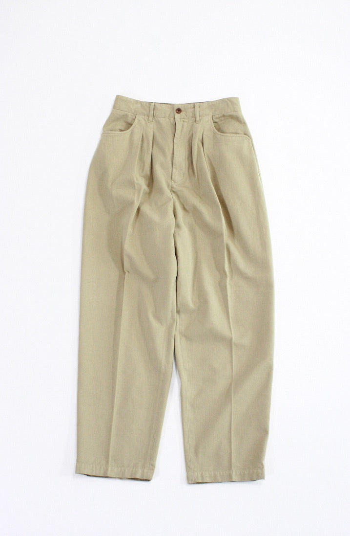 FARAH / Two Tuck Wide Tapered Pants・Beije・FR0302-W4004