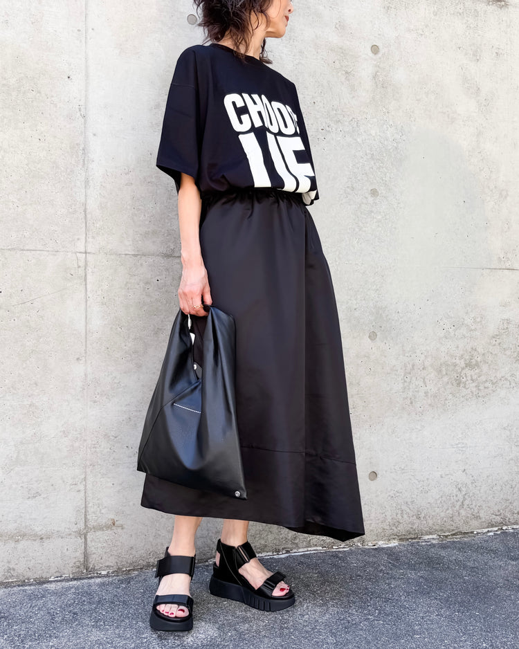 KATHARINE HAMNETT / THE SLOGAN TEE / BLACK / TKH-T01
