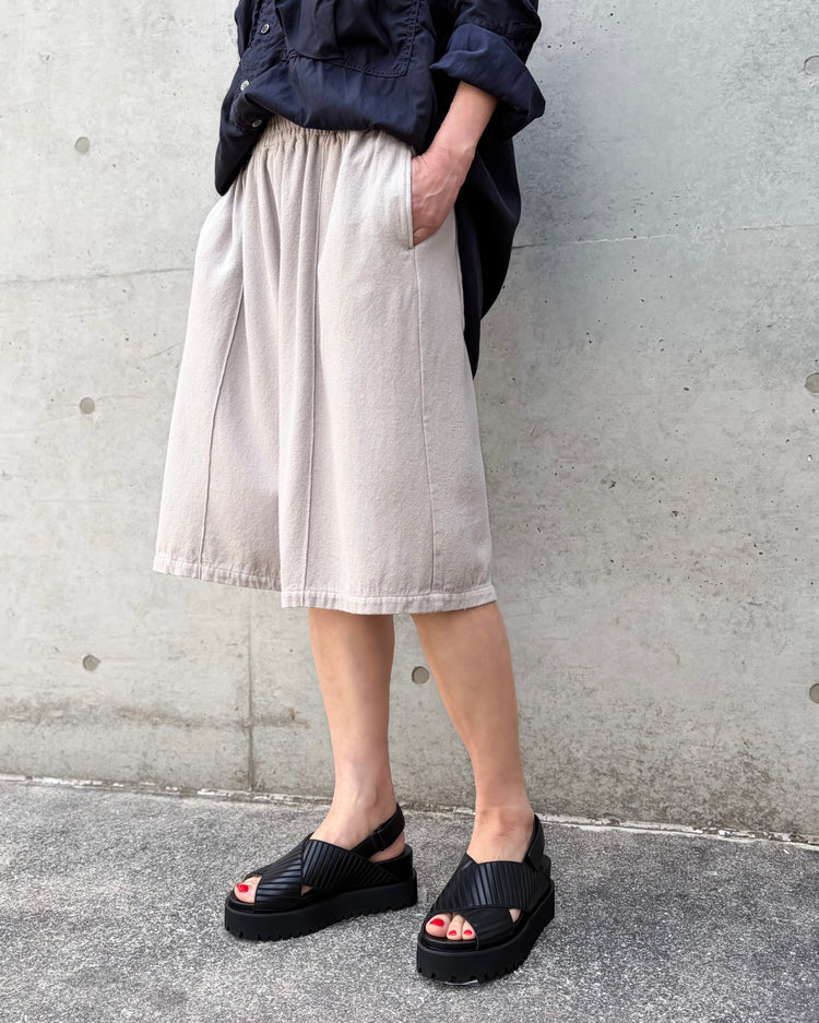 KATHARINE HAMNETT / NOIL SILK EASY WIDE SHORTS / BEIGE / KHESP-01