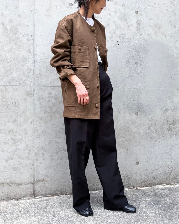 AURALEE / GARMENT-DYED ORGANIC COTTON HEAVY TWILL ROUND NECK BLOUSON / DARK BROWN / A26SB050G