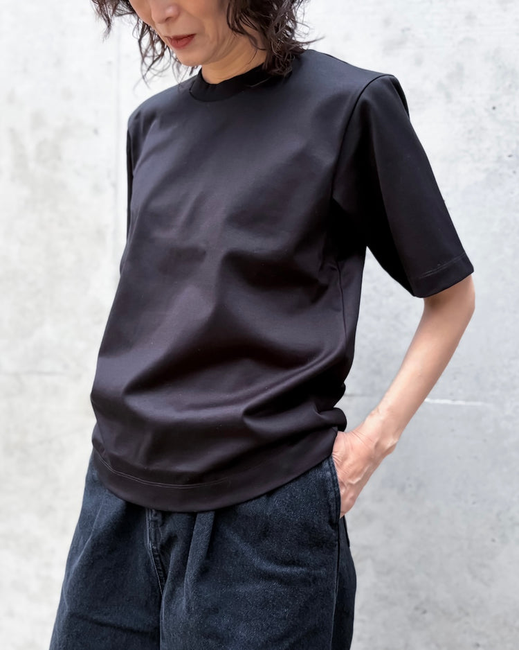 CINOH / REFINA/COMPACT T-SHIRT / BLACK / C40-001