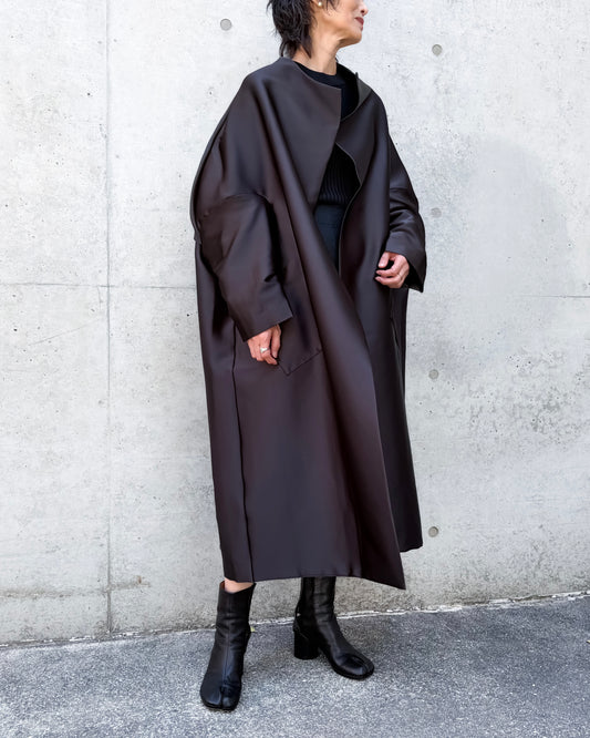 COGTHEBIGSMOKE / OAKLYNN COLLARLESS COAT / BLACK