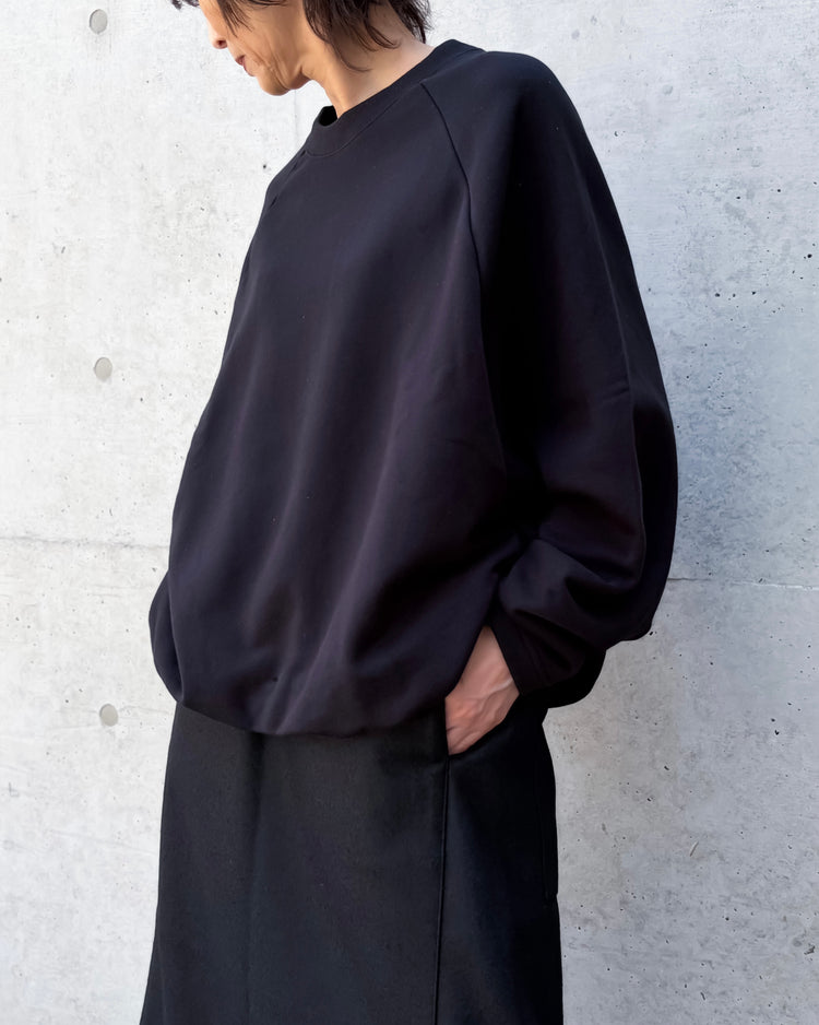 COGTHEBIGSMOKE / OLIVER PUFF HEM TOP / BLACK
