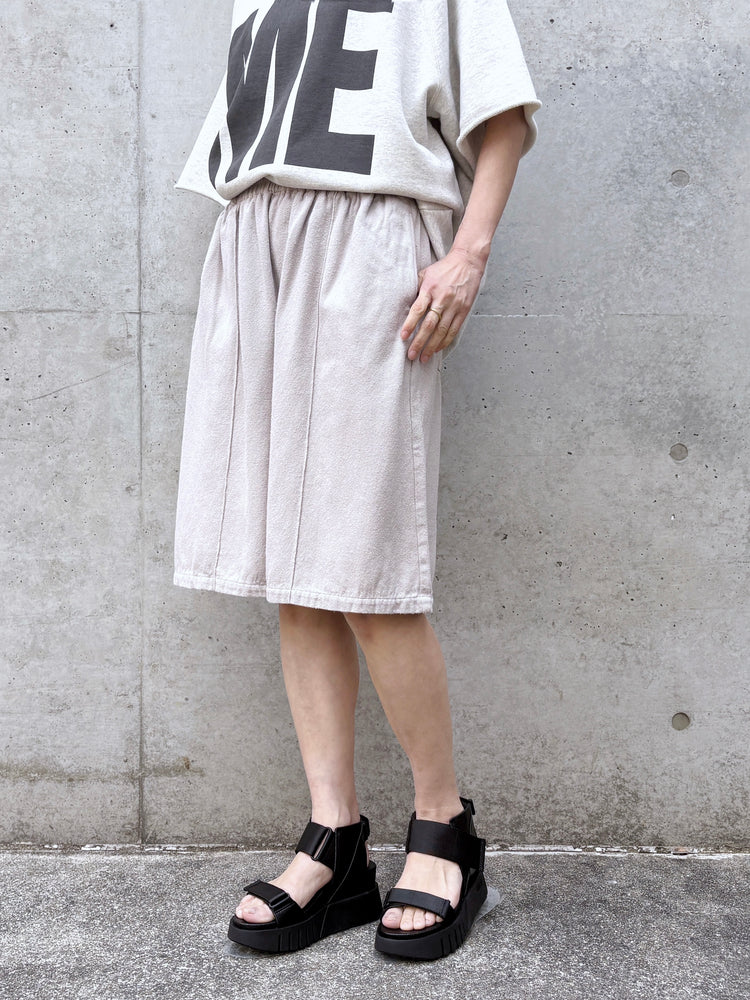 KATHARINE HAMNETT / NOIL SILK EASY WIDE SHORTS / BEIGE / KHESP-01