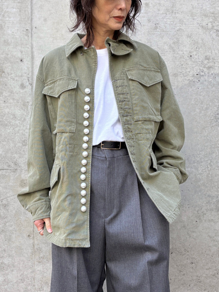 CINOH / PEARL BUTTON M-43 FIELD JACKET / KHAKI  / E21-005