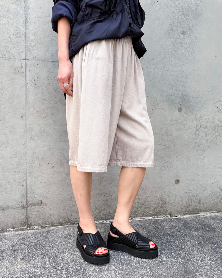 KATHARINE HAMNETT / NOIL SILK EASY WIDE SHORTS / BEIGE / KHESP-01