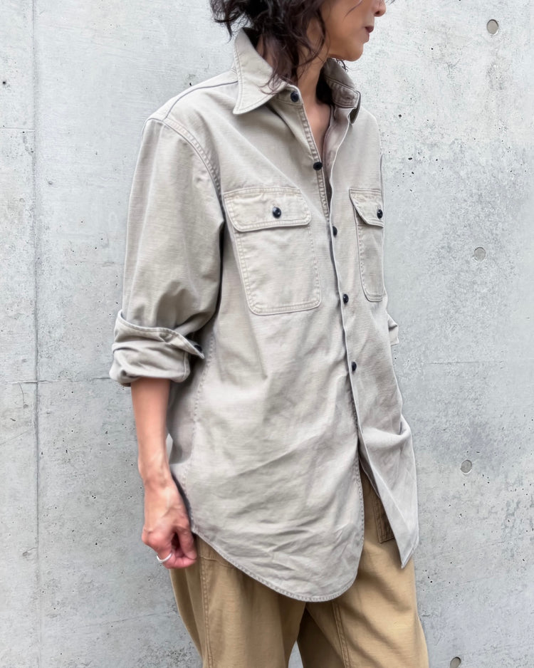 MADISONBLUE / HAMPTON BACK SATIN SHIRT / MOCHA / MB000-5005