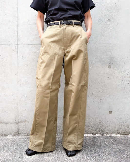 HYKE / BARREL LEG CHINO TROUSERS / KHAKI / 13348 /