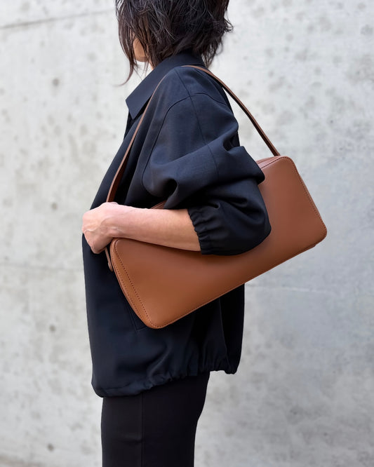 AURALEE / LEATHER SQUARE BAG MADE BY AETA / BROWN / A26SBO5AE