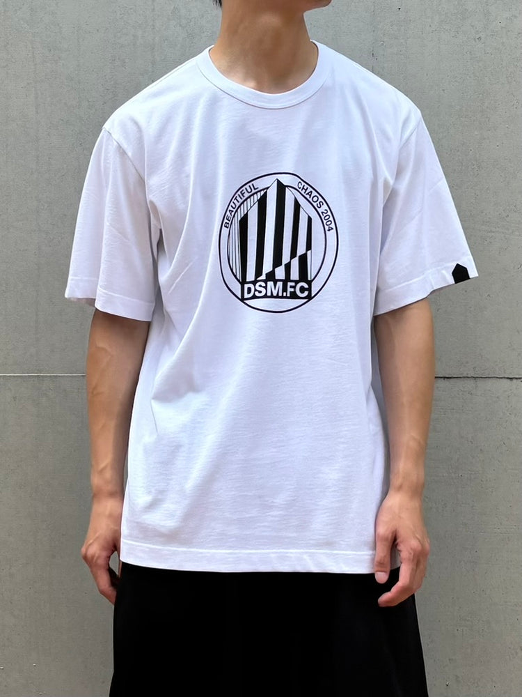 DSM kei ninomiya / LARGE EMBLEM PRINT SS TEE / WHITE / DSM02T006