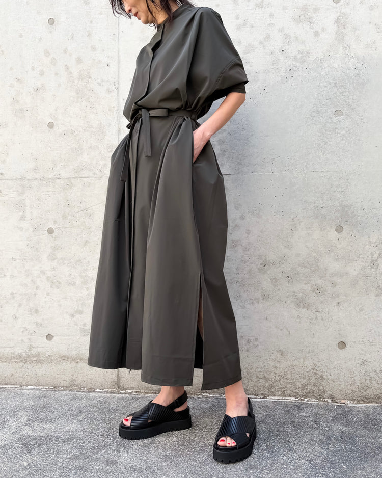 COGTHEBIGSMOKE / NELL DRESS - LUX TWILL STRETCH / DK OLIVE